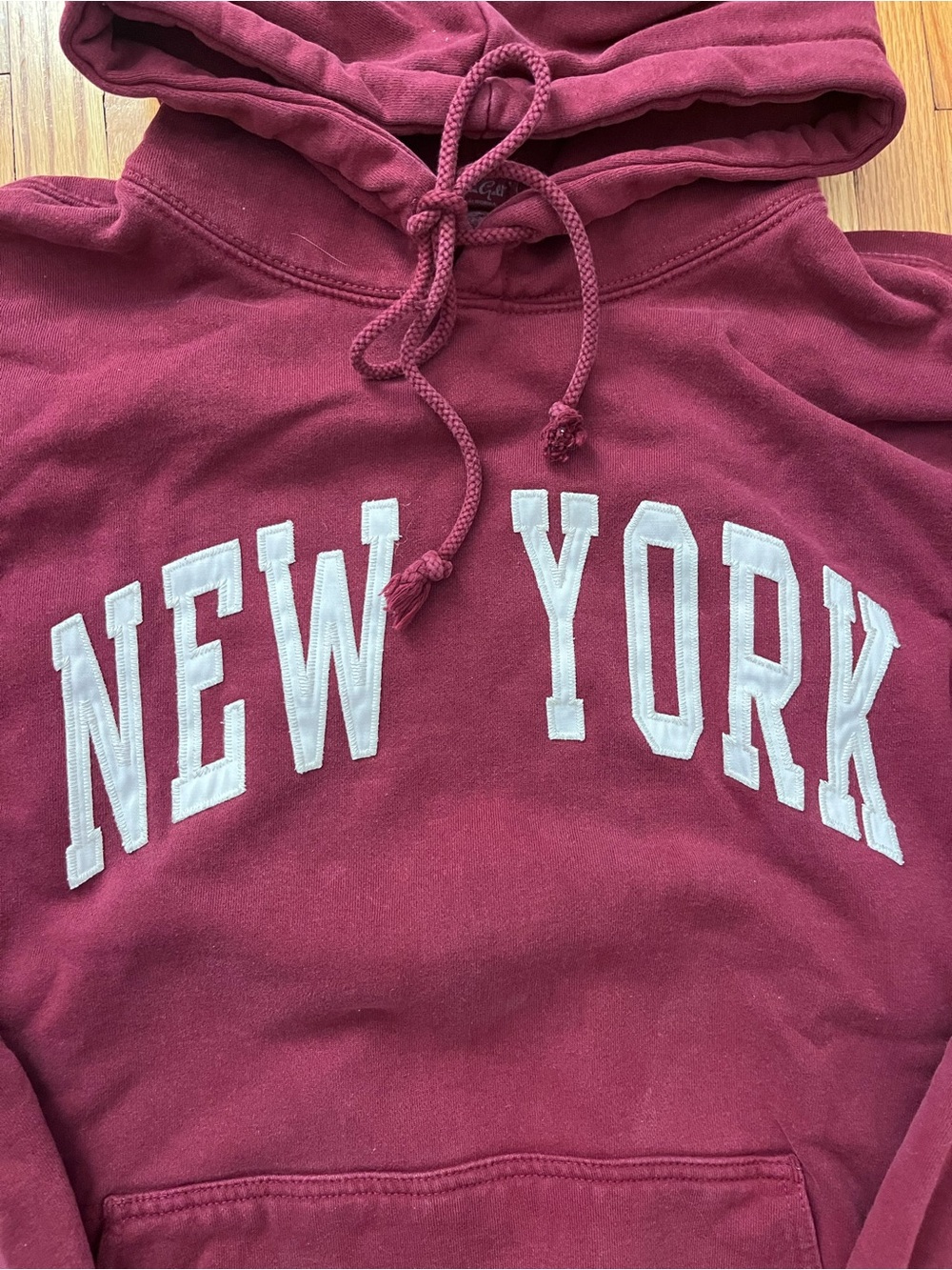 Brandy "New York" Graphic Hoodie - deep red - Picture 2 of 4